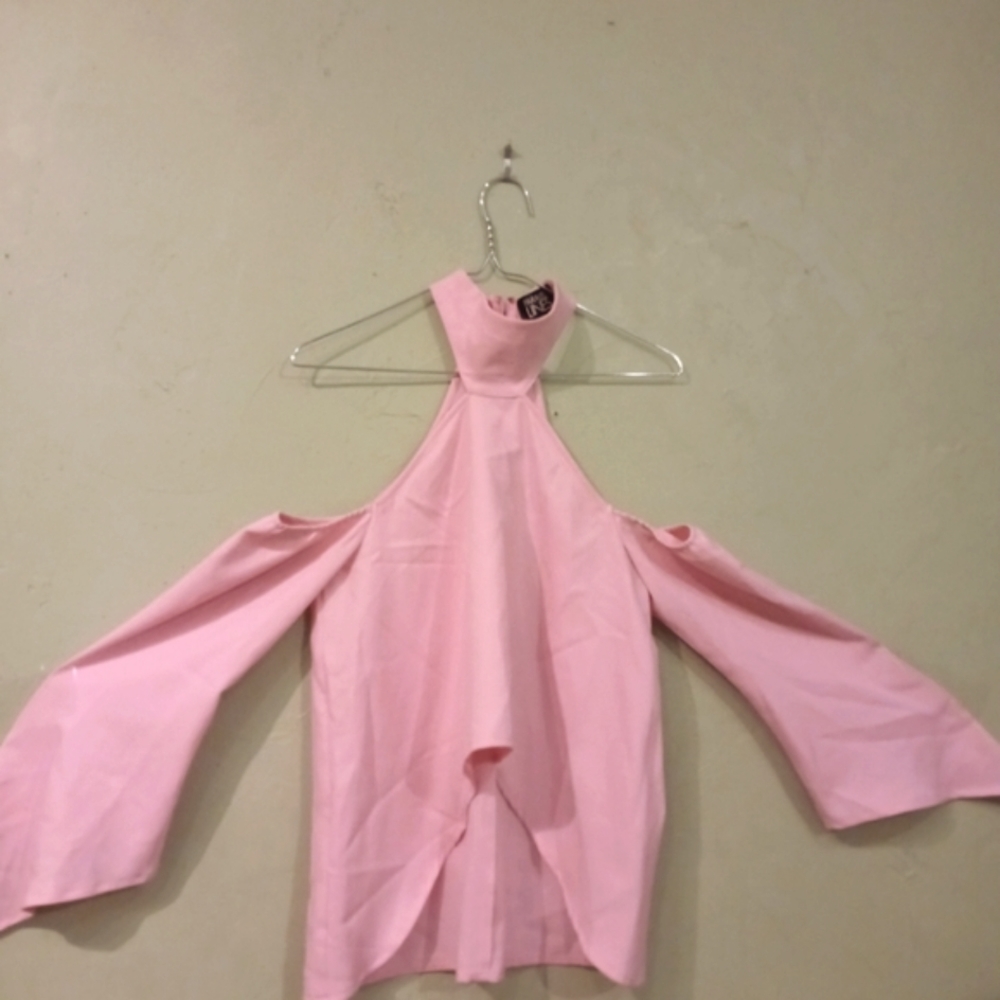 Parallel Lines modern top.